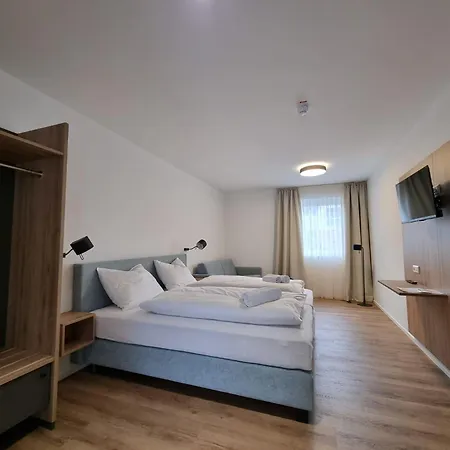 Apartment Gaestehaus Und Weingut Erich Hirth