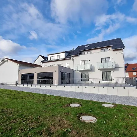 Gaestehaus Und Weingut Erich Hirth Apartment