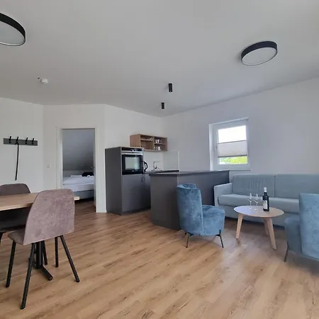 Gaestehaus Und Weingut Erich Hirth Obersulm