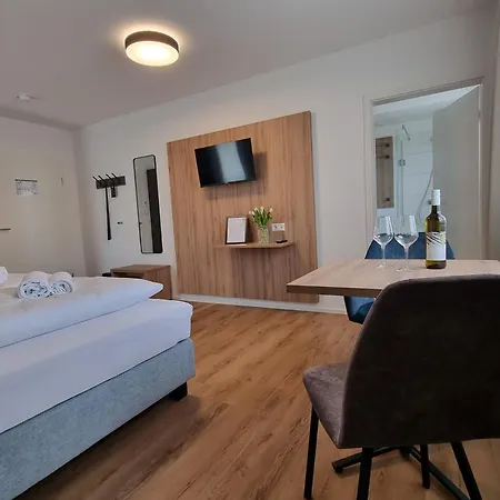 Apartment Gaestehaus Und Weingut Erich Hirth