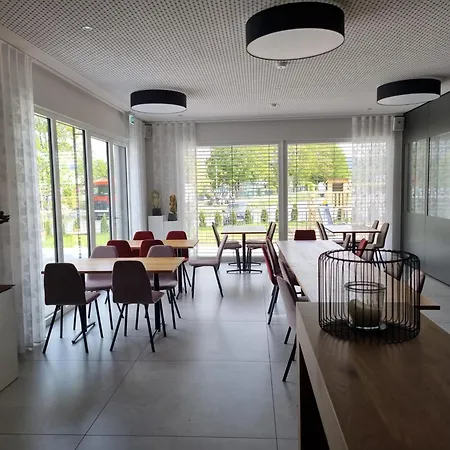 Apartment Gaestehaus Und Weingut Erich Hirth Obersulm